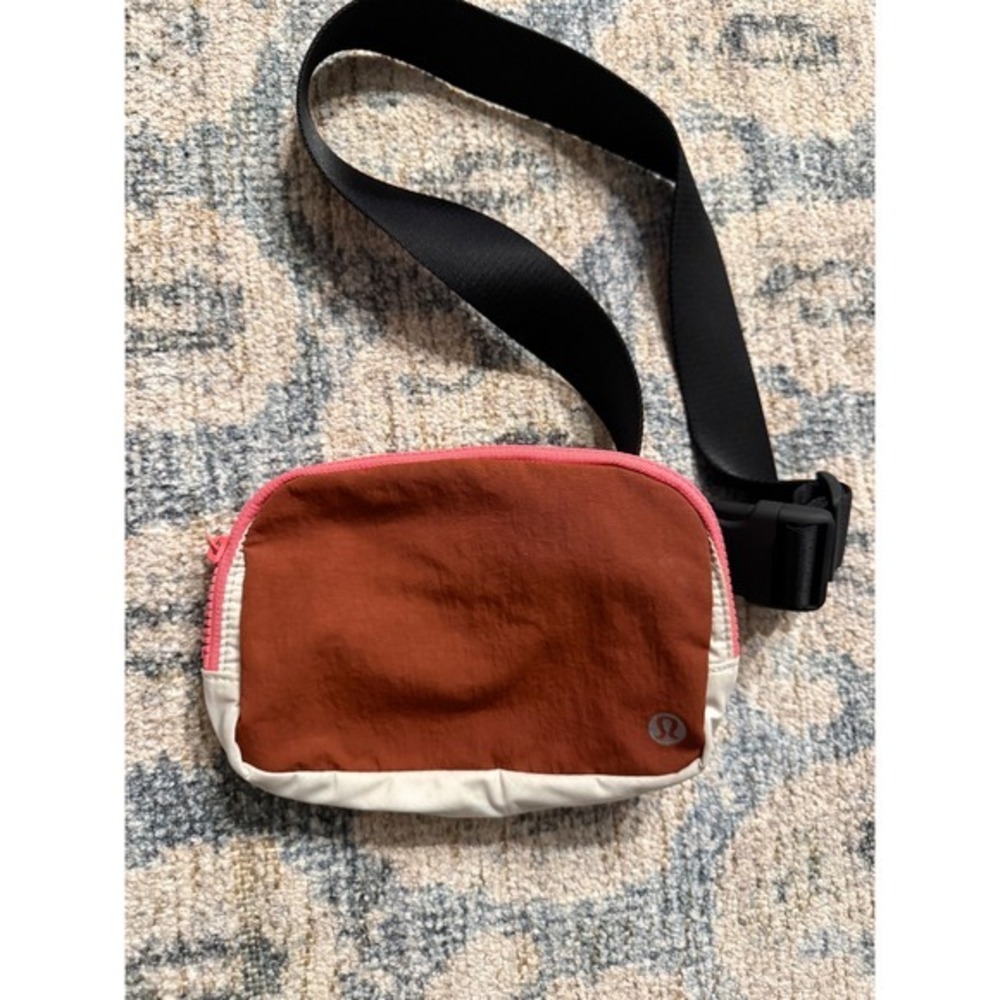lululemon athletica Rust/Brown and Pink Crossbody Pouch with Cream Trim